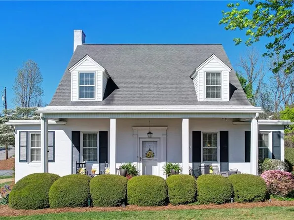 1401 Courtland Ave, Reidsville, NC 27320