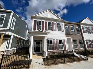 577 Steinbeck Pl, Carmel, IN 46032