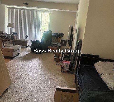 2nd image of 5337 River Rd #201