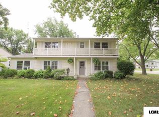 1306 Richland Ave, Lincoln, IL 62656