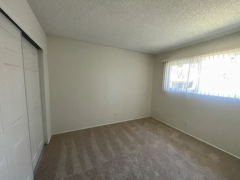 17066 B Ln #A — Photo 9