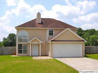 2512 Autumn Ridge Dr SW, Huntsville, AL 35803