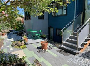 4033 Eastern Ave N, Seattle, WA 98103