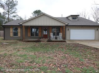 2670 Percy Dr, Olive Branch, MS 38654