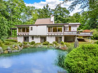 961 Fenimore Rd, Larchmont, NY 10538