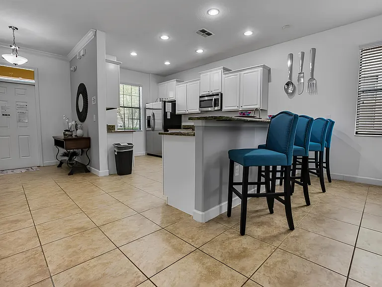 Moon Valley Dr — Photo 7
