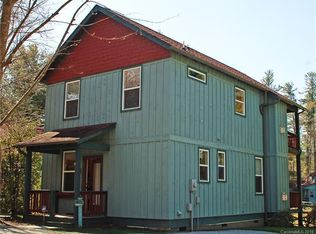 29 Waterlily Dr, Flat Rock, NC 28731