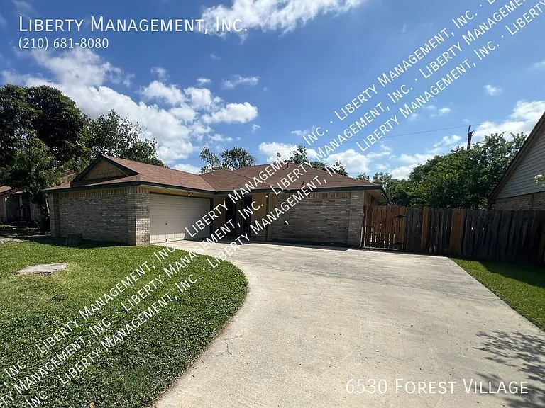 6530 Forest Vlg — Photo 3