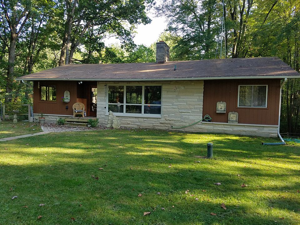 1st image of 69035 56th Ave