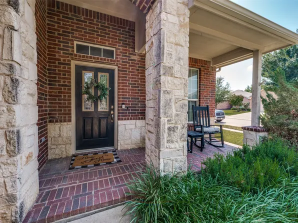 2300 Clairborne Dr, Fort Worth, TX 76177