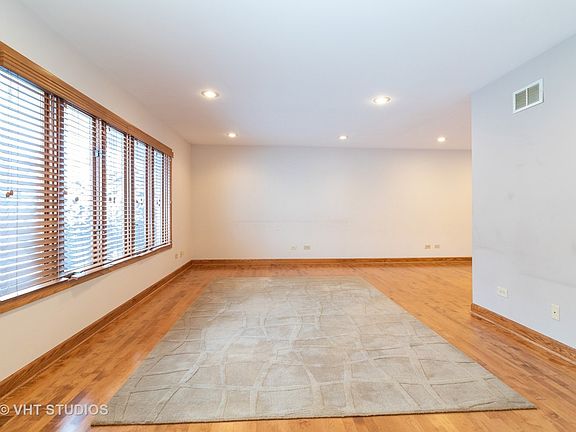 2nd image of 10950 Colorado Ct