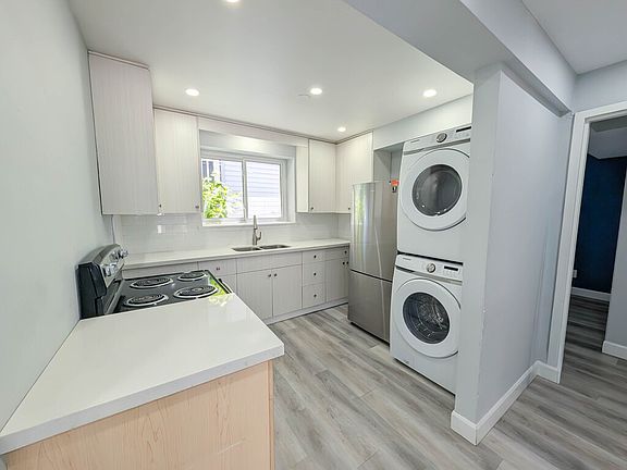 5th image of 20 Mildred Ave #3