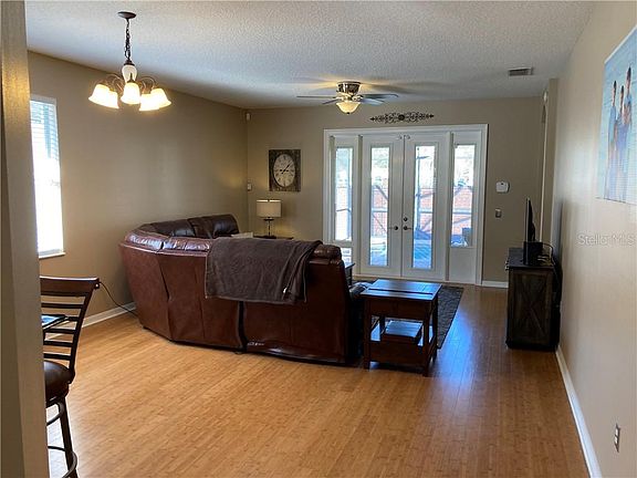 2nd image of 194 Venetian Bay Cir