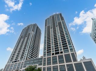 1926 Lakeshore Blvd #4010, Toronto, ON M6S 1A2