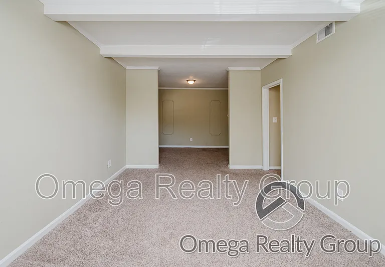2262 Chapel Hill Rd — Photo 8