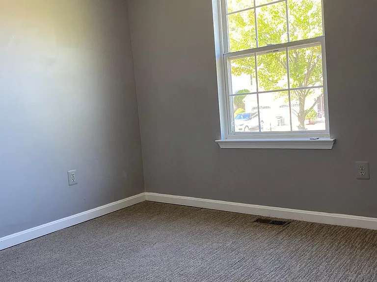 7953 Innkeeper Dr — Photo 9
