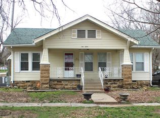 912 W Cummings St, Henryetta, OK 74437