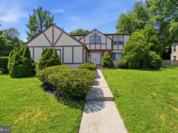 105 Union Mill Ter, Mount Laurel, NJ 08054