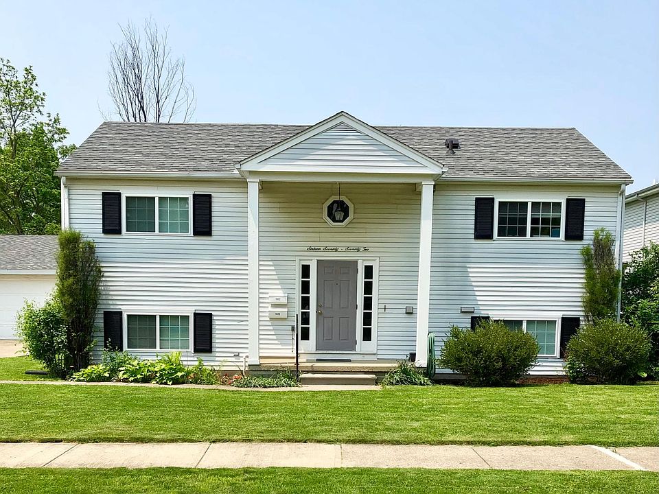 1st image of 1672 Tudor Dr