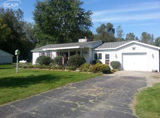 11449 E Mount Morris Rd, Davison, MI 48423