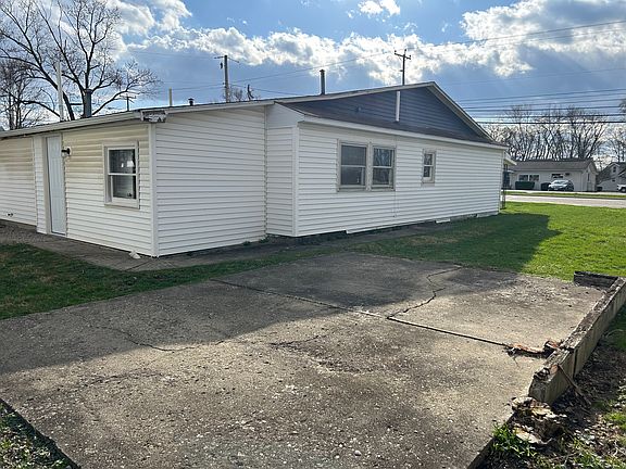 5th image of 10961 Hebron Rd