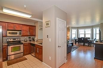 3rd image of 1 Cityview Ln Unit 704