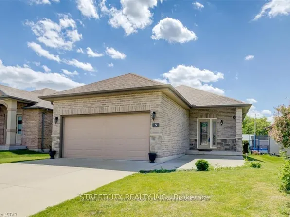 1430 Highbury Ave N #5, London, ON N5Y 6M4