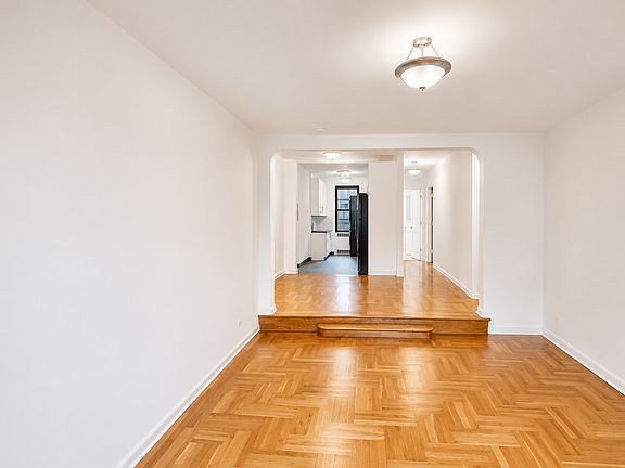 4th image of 700 Fort Washington Ave APT 5B