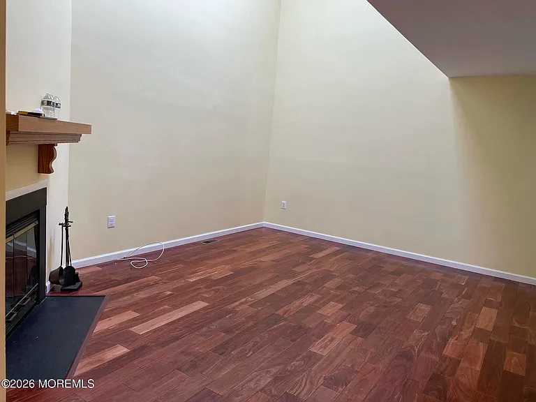 19 Clavendon Ct — Photo 4