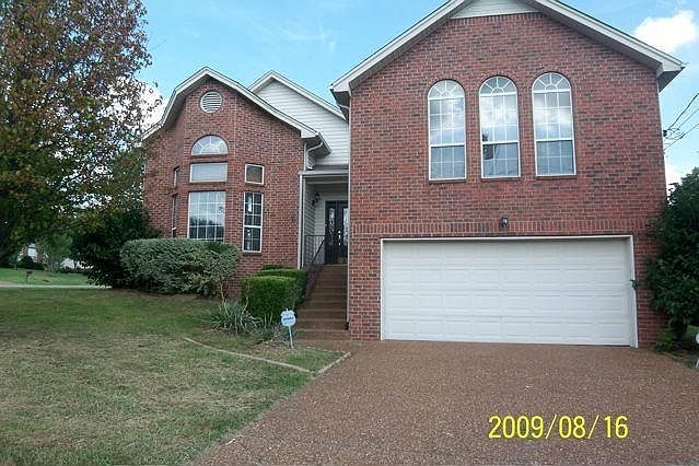 Corner Property/great privacy!