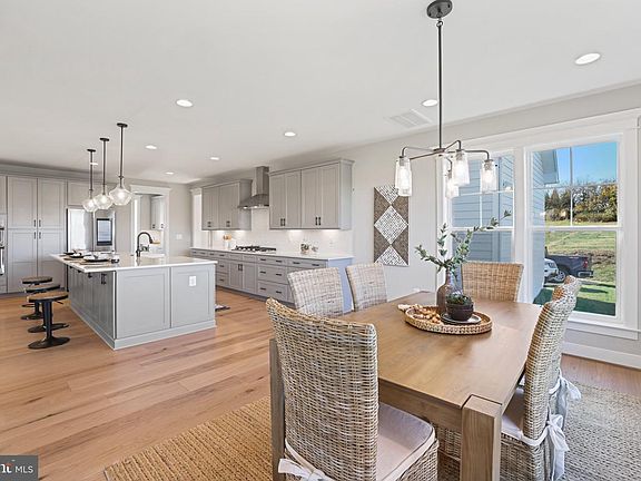 5th image of 16055 Keymer Hill Ct