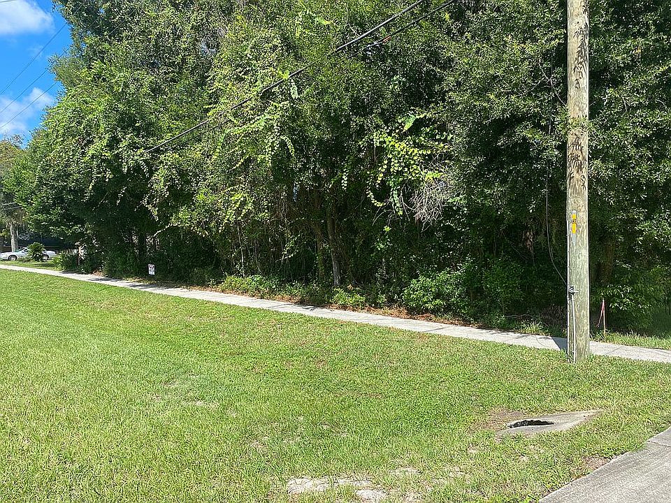 2nd image of 1359 Fruit Cove Rd