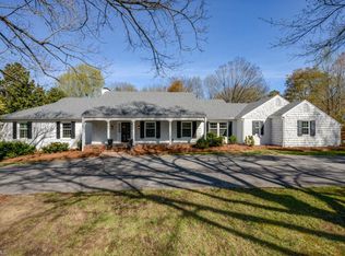 1410 Heathcliff Rd, High Point, NC 27262