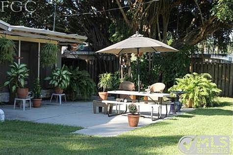 5th image of 6225 Saint Andrews Cir N