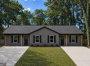 86 Colfax St, Hartwell, GA 30643