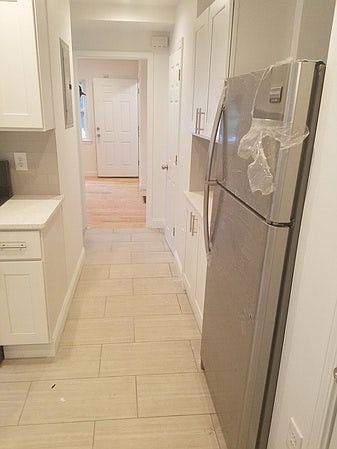 2nd image of 14 Beechcroft St APT 1L
