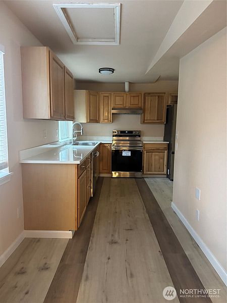 5th image of 1833 Eastside Street SE