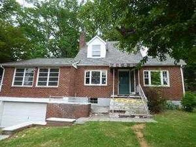 129 Lakeside Blvd, Hopatcong, NJ, 07843