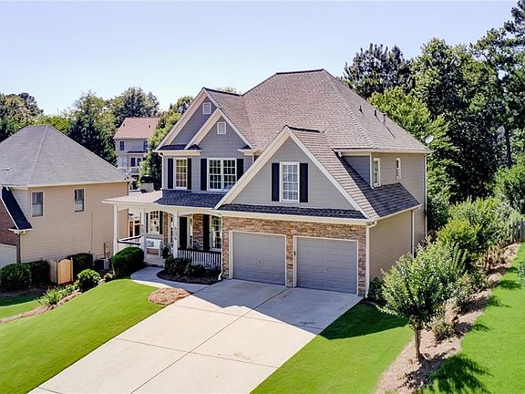2nd image of 204 Briarwood Ln