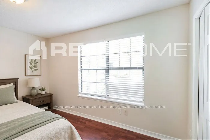 3739 Mandarin Woods Dr N — Photo 8