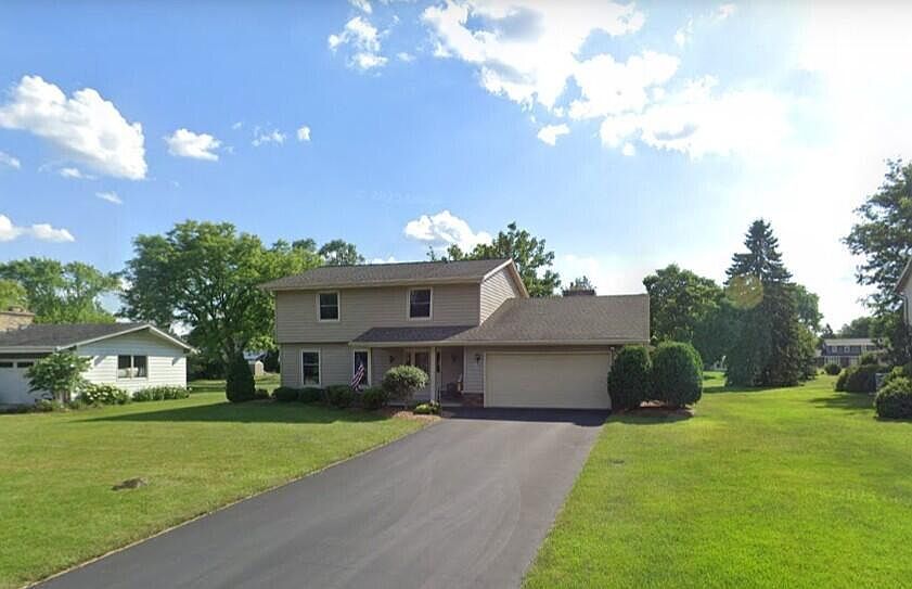 1st image of W223N2361 Glenwood LANE