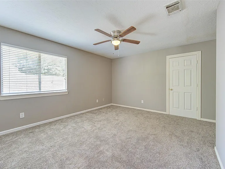 2935 Apple Forest Ct — Photo 34