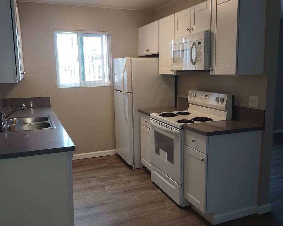 2nd image of 721-23 Carolina St #12