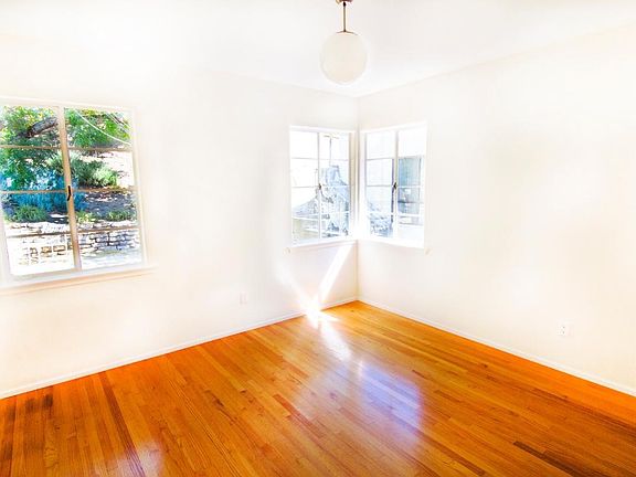 3rd image of 1750 Silver Lake Blvd