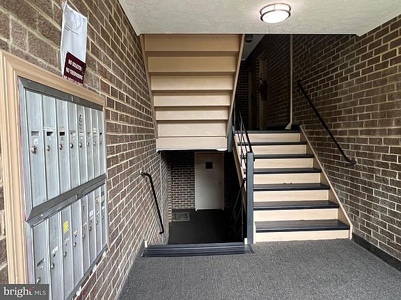 3rd image of 11212 Cherry Hill Rd APT 302