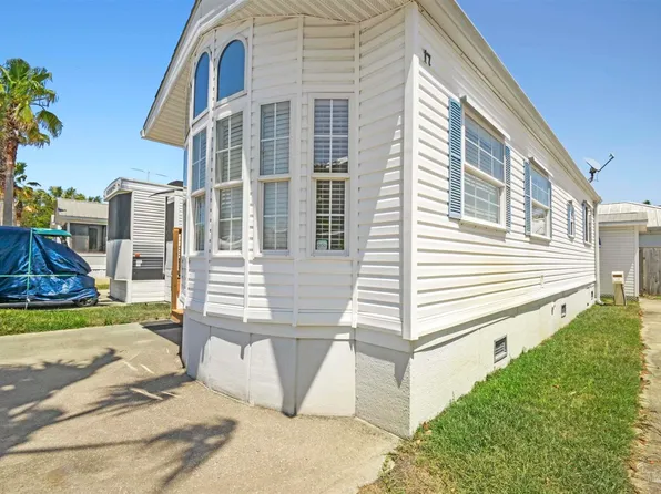 81 Payne St, Miramar Beach, FL 32550