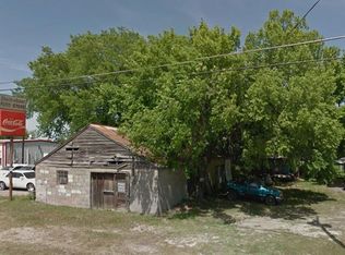 1902 N Kaufman St, Ennis, TX 75119