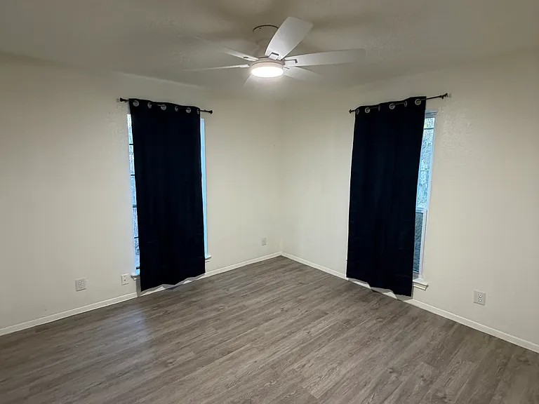 324 S San Eduardo Ave #1 — Photo 5