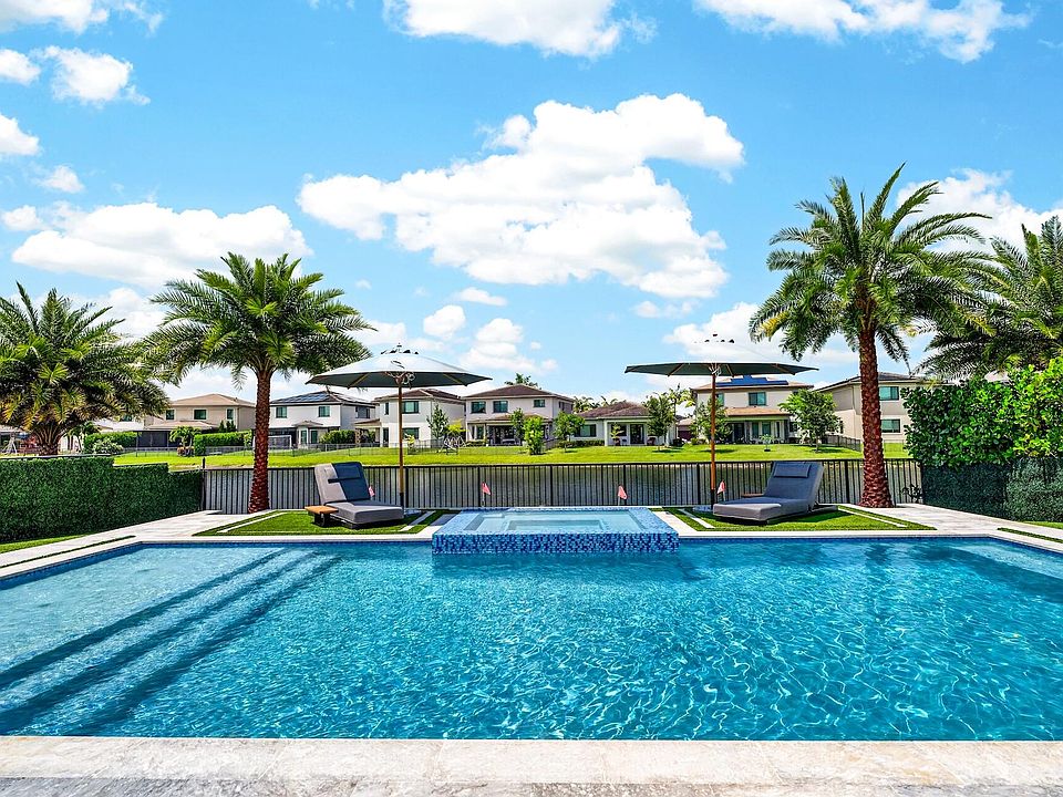 1st image of 10865 Vista Terrace