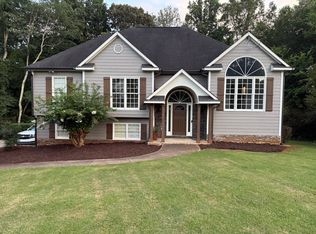 92 Wisteria Ct, Hiram, GA 30141